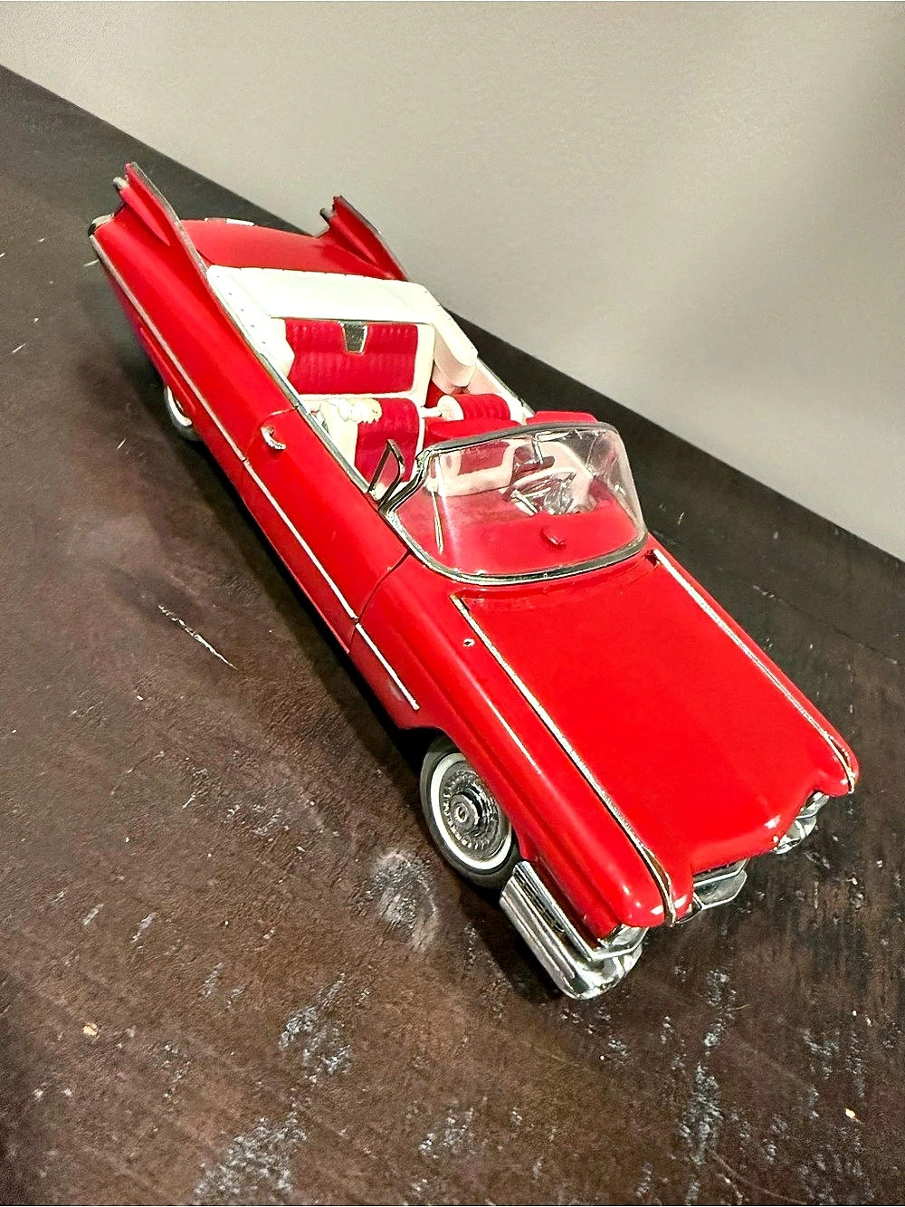 Danbury Mint 1959 Cadillac Series 62 Convertible Red Diecast Model Car